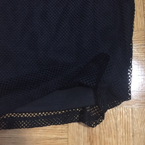 Garage Black Tank - Picture 2 of 4